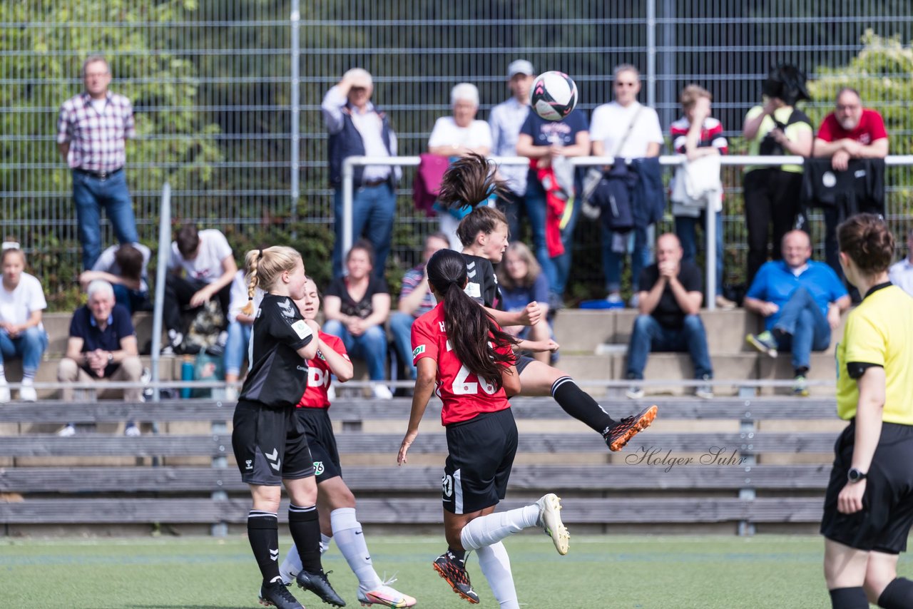 Bild 67 - wBJ Harburger TB - Hannover 96 : Ergebnis: 2:2